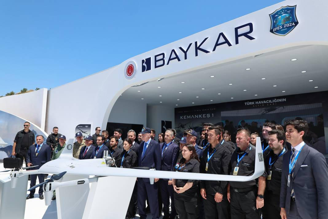 Erdoğan Savunma Sanayii Fuarı'nı gezdi - Resim: 9